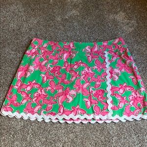 Lilly Pulitzer skort size 4